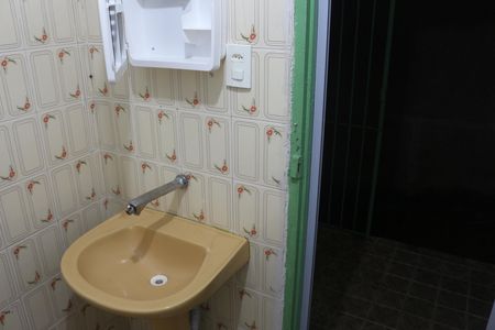 Casa para alugar com 48m², 1 quarto e sem vagaBanheiro