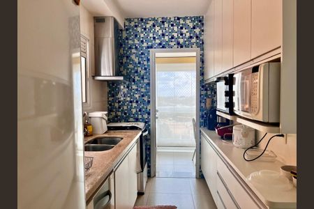 Apartamento à venda com 130m², 3 quartos e 2 vagas Apartamento à venda com 130m², 3 quartos e 2 vagasCozinha