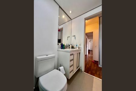 Apartamento à venda com 130m², 3 quartos e 2 vagas Apartamento à venda com 130m², 3 quartos e 2 vagasBanheiro Suíte 3