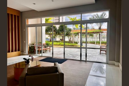 Apartamento à venda com 130m², 3 quartos e 2 vagas Apartamento à venda com 130m², 3 quartos e 2 vagasHall de entrada