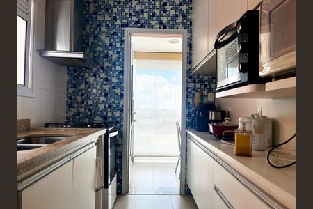 Apartamento à venda com 130m², 3 quartos e 2 vagas Apartamento à venda com 130m², 3 quartos e 2 vagasCozinha