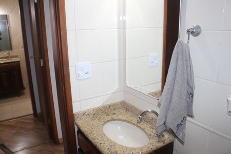 Apartamento à venda com 66m², 2 quartos e 1 vagaBanheiro 1