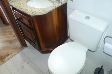 Apartamento à venda com 66m², 2 quartos e 1 vagaBanheiro 1