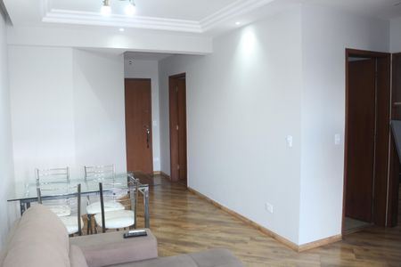 Apartamento à venda com 66m², 2 quartos e 1 vagaSala