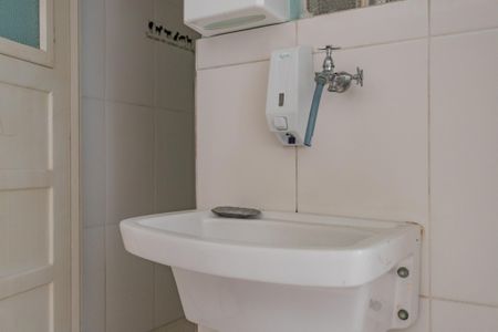 Apartamento à venda com 74m², 2 quartos e sem vagaÁrea de Serviço