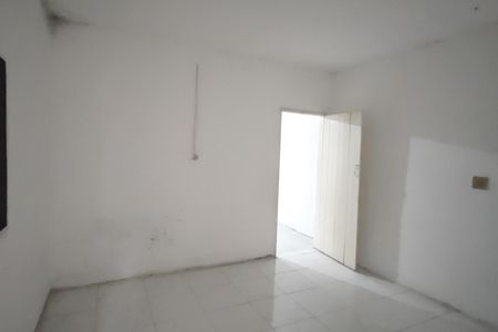 Casa para alugar com 48m², 1 quarto e sem vaga Casa para alugar com 48m², 1 quarto e sem vagaQuarto