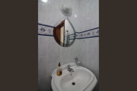 Casa à venda com 600m², 4 quartos e 6 vagasLavabo