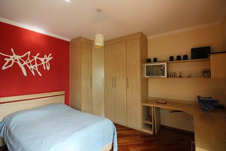 Casa à venda com 600m², 4 quartos e 6 vagasSuíte 3