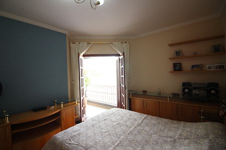 Casa à venda com 600m², 4 quartos e 6 vagasQuarto 