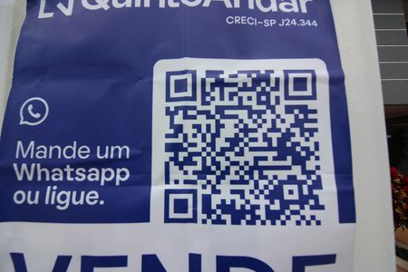 Casa à venda com 600m², 4 quartos e 6 vagasPlaca