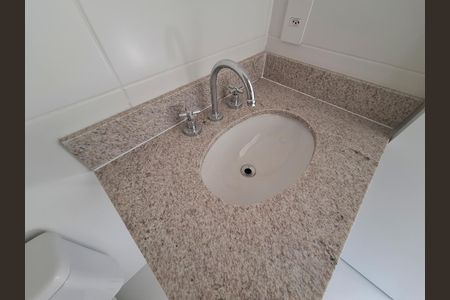 Apartamento à venda com 54m², 2 quartos e 1 vaga Apartamento à venda com 54m², 2 quartos e 1 vagaBanheiro