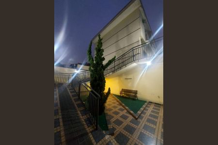 Casa de condomínio à venda com 77m², 2 quartos e 1 vagaFoto 01