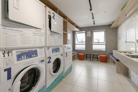 Studio para alugar com 19m², 1 quarto e sem vaga Studio para alugar com 19m², 1 quarto e sem vagaLavanderia