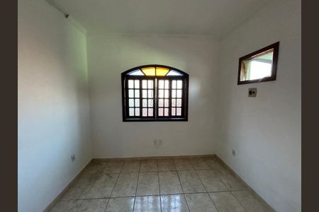 Casa para alugar com 130m², 2 quartos e 2 vagasQuarto