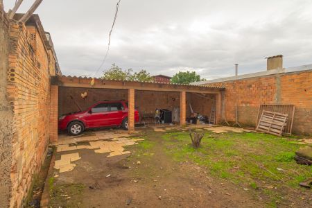 Casa para alugar com 60m², 2 quartos e 1 vagaQuintal