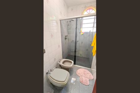 Casa à venda com 380m², 5 quartos e 3 vagasBanheiro Social 2