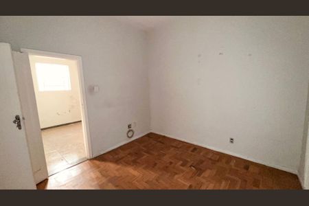 Casa à venda com 380m², 5 quartos e 3 vagasSala 2