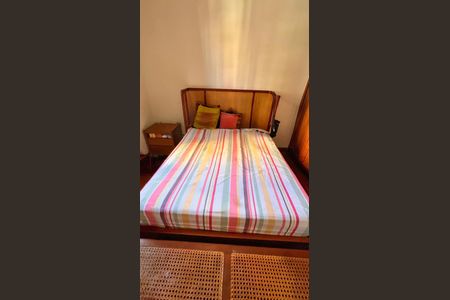 Casa à venda com 380m², 5 quartos e 3 vagasSuíte