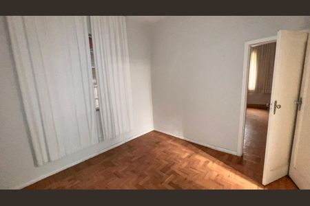 Casa à venda com 380m², 5 quartos e 3 vagasQuarto 4