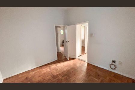 Casa à venda com 380m², 5 quartos e 3 vagasSala 2