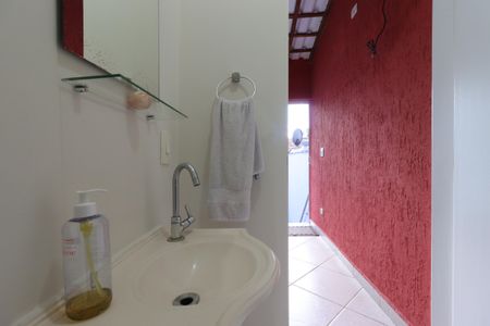 Casa à venda com 127m², 2 quartos e 2 vagasLavabo