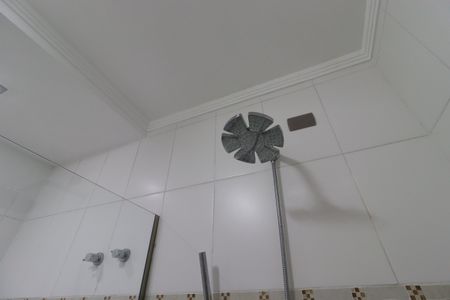 Casa à venda com 127m², 2 quartos e 2 vagasBanheiro da Suíte - Chuveiro