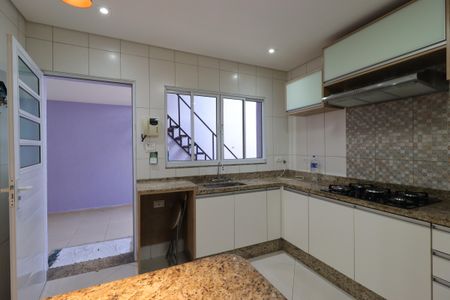 Casa à venda com 127m², 2 quartos e 2 vagasCozinha