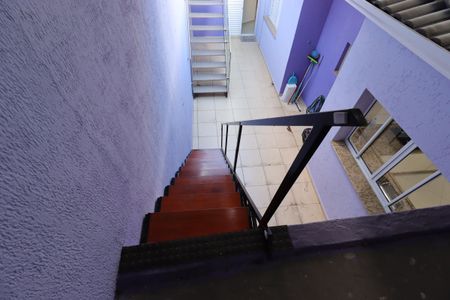 Casa à venda com 127m², 2 quartos e 2 vagasEscada do Depósito