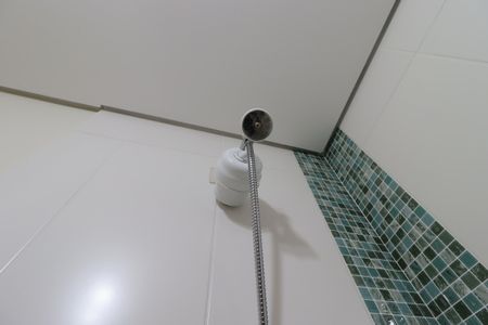 Casa à venda com 127m², 2 quartos e 2 vagasBanheiro Social - Chuveiro