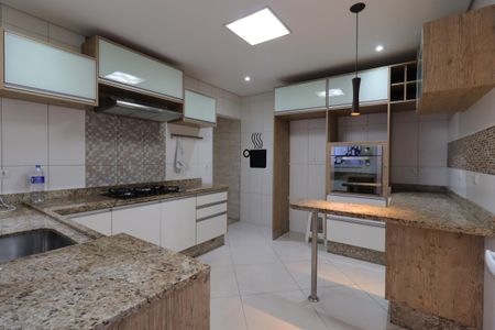 Casa à venda com 127m², 2 quartos e 2 vagasCozinha