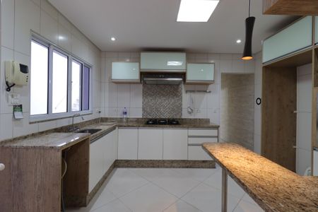 Casa à venda com 127m², 2 quartos e 2 vagasCozinha