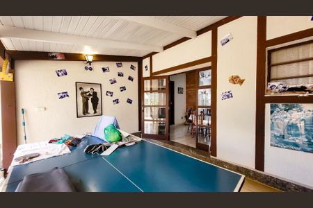 Casa de condomínio à venda com 300m², 3 quartos e 8 vagasEspaço Gourmet