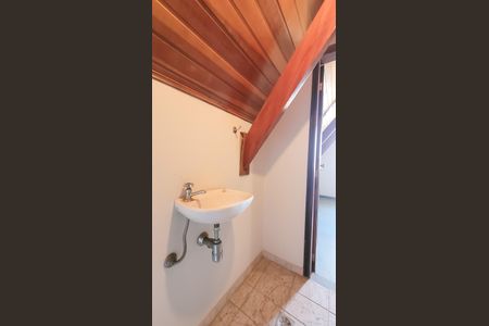 Casa de condomínio à venda com 300m², 3 quartos e 8 vagasBanheiro do Sótão