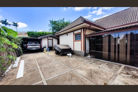 Casa de condomínio à venda com 300m², 3 quartos e 8 vagasÁrea Externa