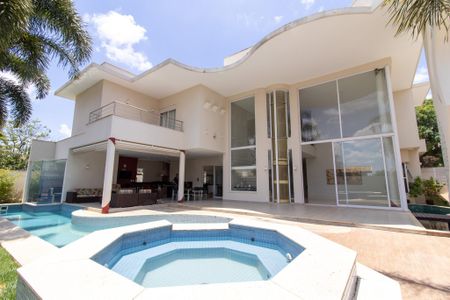 Casa de condomínio à venda com 536m², 5 quartos e 6 vagasÁrea externa