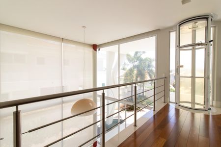Sala de casa de condomínio à venda com 5 quartos, 536m² em Loteamento Alphaville Campinas, Campinas