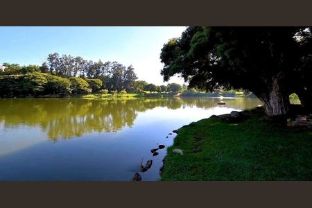 Casa de condomínio à venda com 536m², 5 quartos e 6 vagasÁrea comum