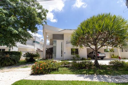Casa de condomínio à venda com 536m², 5 quartos e 6 vagasFachada