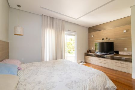 Casa de condomínio à venda com 536m², 5 quartos e 6 vagasSuíte 1