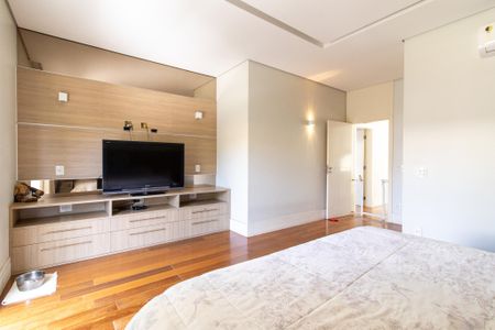 Casa de condomínio à venda com 536m², 5 quartos e 6 vagasSuíte 1