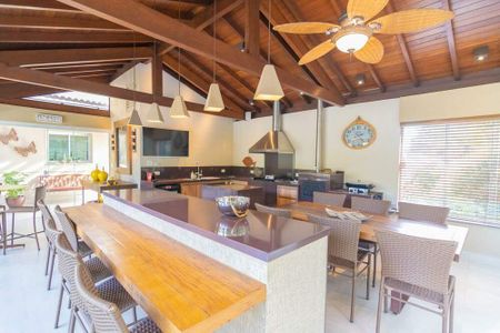 Casa de condomínio à venda com 574m², 6 quartos e 4 vagas