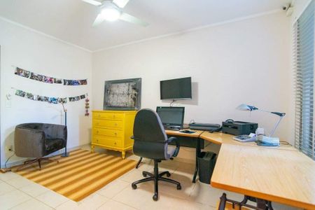 Casa de condomínio à venda com 574m², 6 quartos e 4 vagas