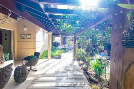 Casa de condomínio à venda com 574m², 6 quartos e 4 vagas