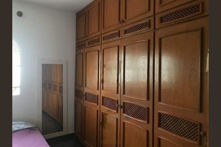 Casa de condomínio à venda com 300m², 3 quartos e 10 vagas