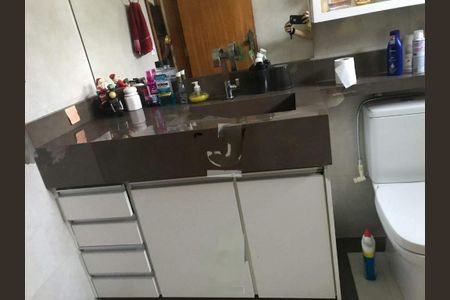 Casa de condomínio à venda com 300m², 3 quartos e 10 vagas