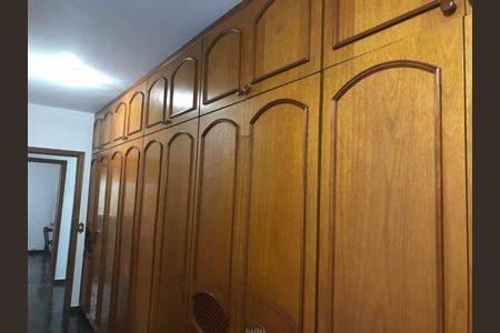 Casa de condomínio à venda com 300m², 3 quartos e 10 vagas