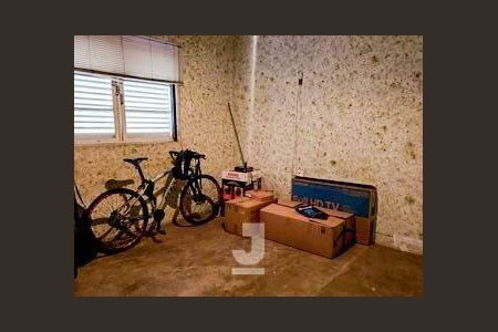 Casa à venda com 320m², 3 quartos e 10 vagas