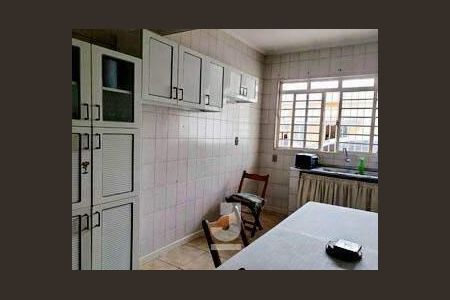 Casa à venda com 320m², 3 quartos e 10 vagas