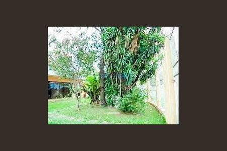 Casa à venda com 320m², 3 quartos e 10 vagas