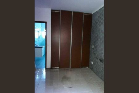 Casa à venda com 231m², 3 quartos e 3 vagas